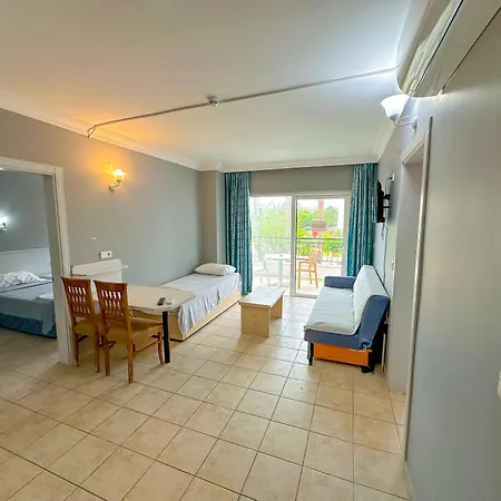 Adora Apartment *